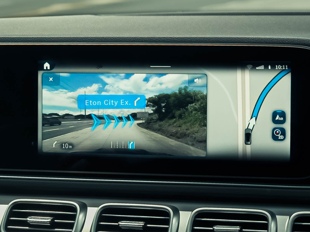 MBUX Augmented Reality for Navigation GLE 400 e